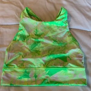 Lulu lemon sports bra. EUC. Only worn a few times. It’s beautiful!
